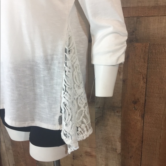 White Top - Picture 2 of 8